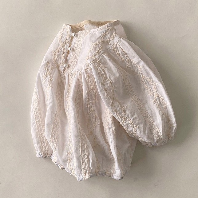 Annie & Charles® Body