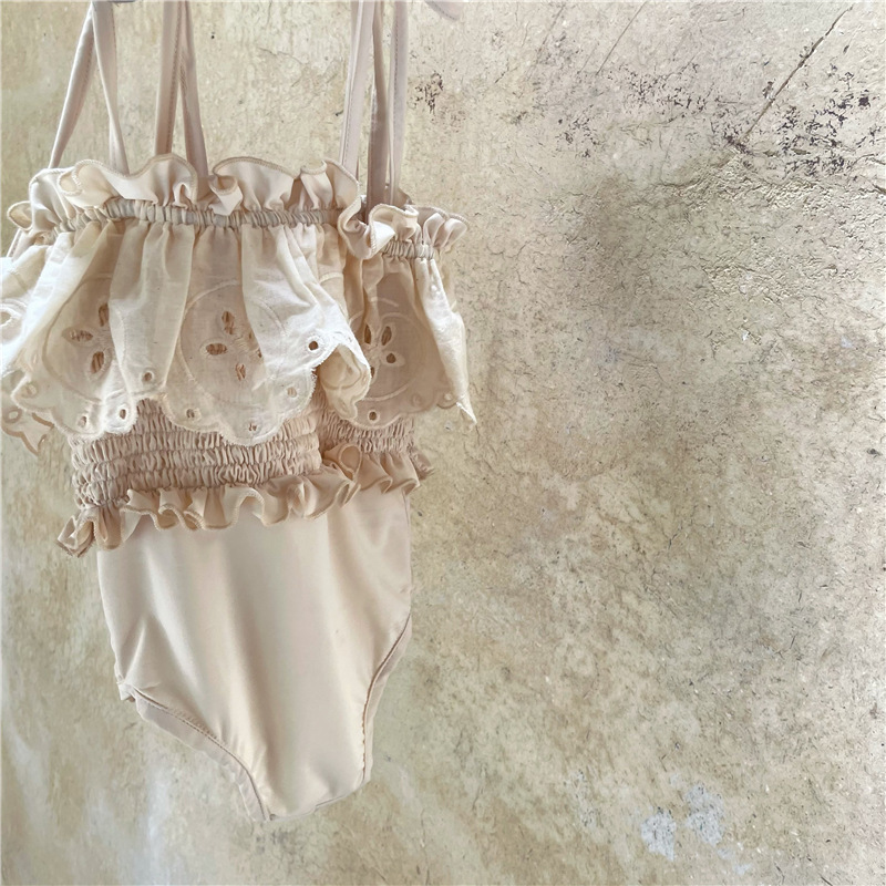 Annie & Charles® Badpak met kant